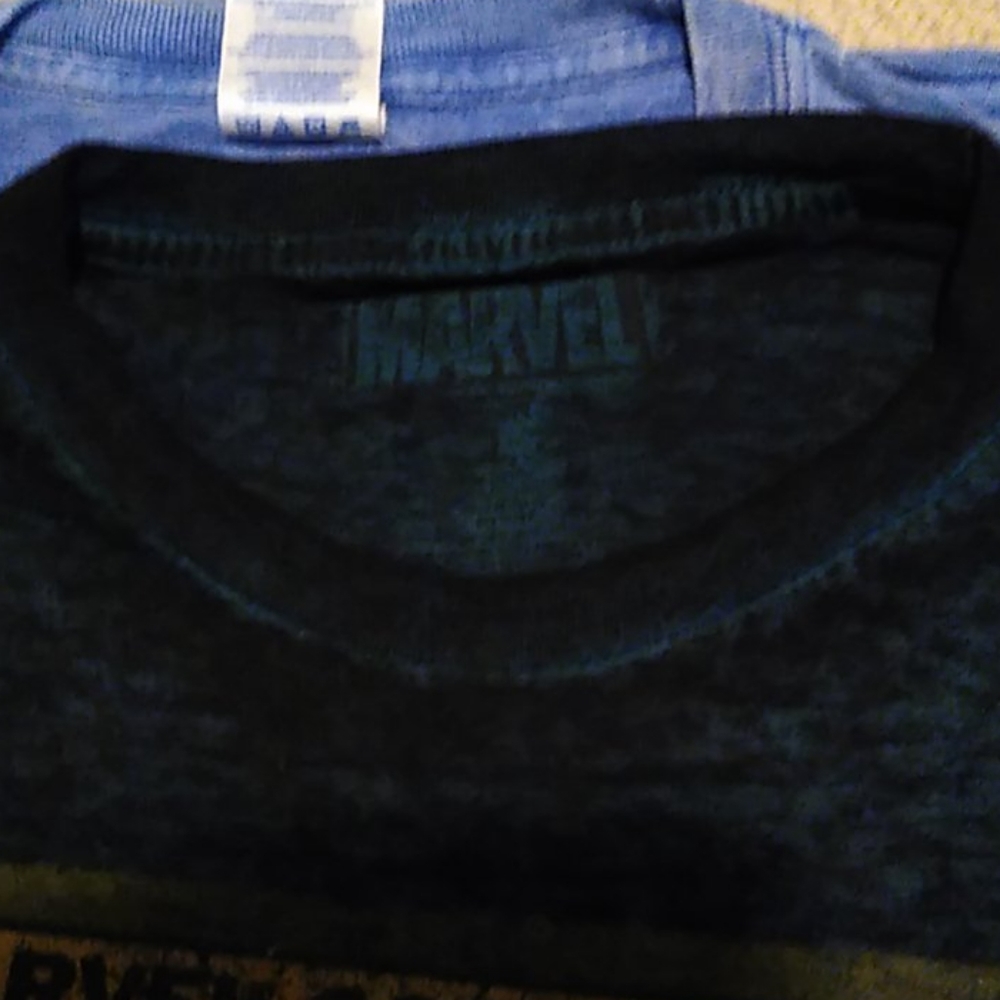 Shirts - Picture 4 of 16